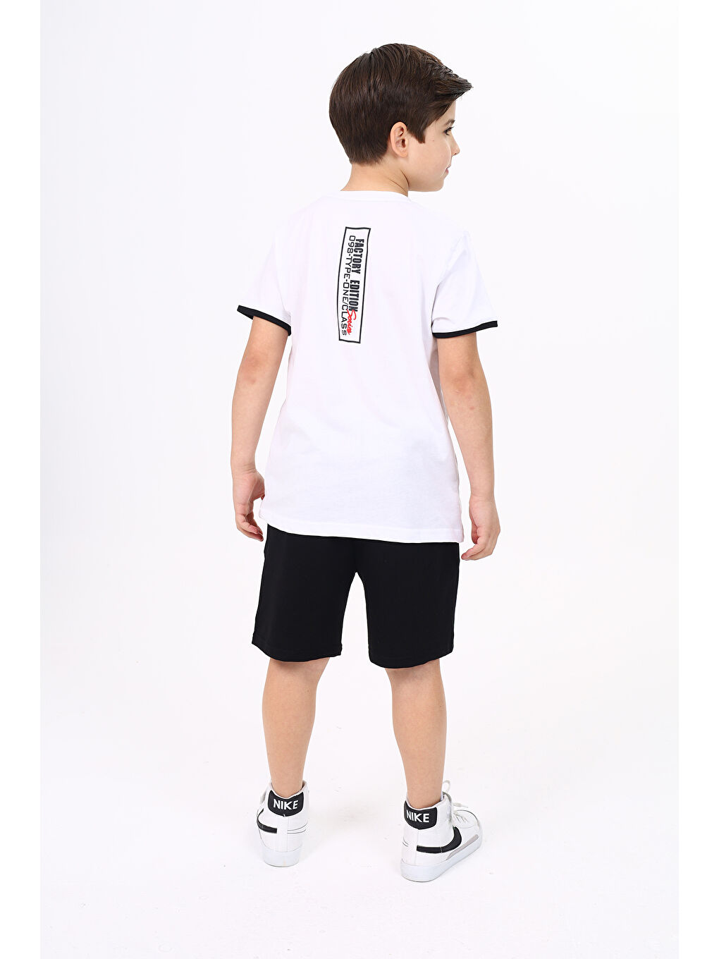 Beyaz Erkek Çocuk Baskılı Şortlu Takım-1