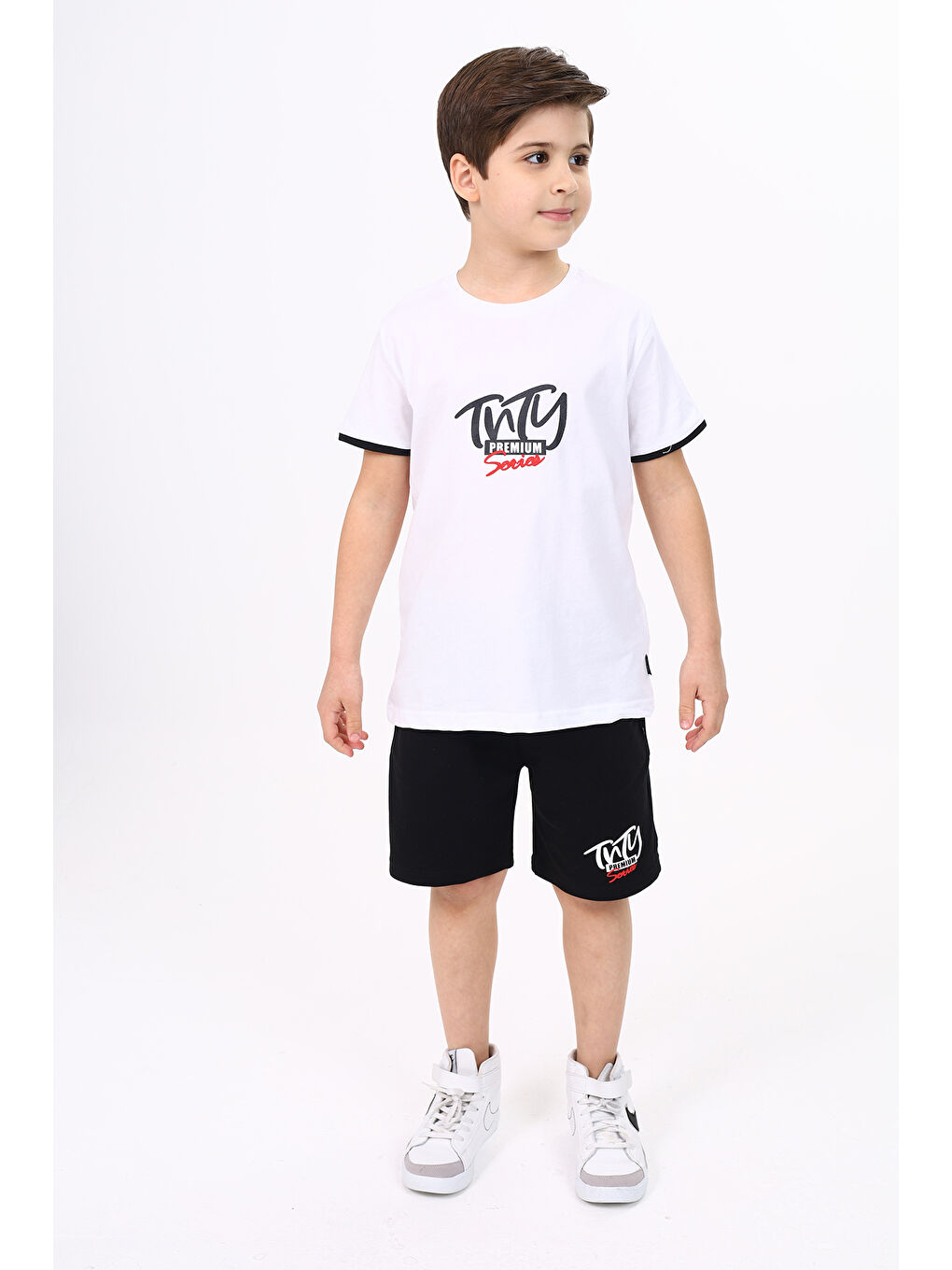 Beyaz Erkek Çocuk Baskılı Şortlu Takım-3