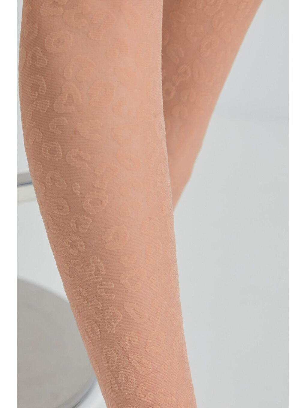 Bej Kadın Leopar Desenli İnce Külotlu Çorap Ten-2