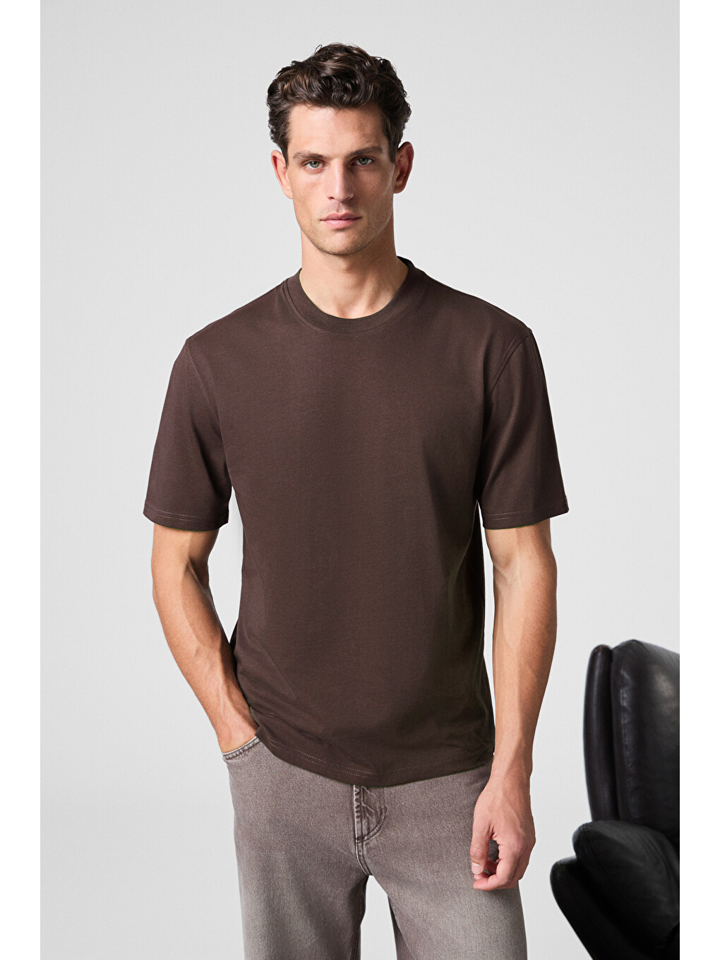 Kahverengi Solo Erkek %100 Organik Pamuklu Kalın Dokulu Comfort Fit Bisiklet Yakalı KAHVERENGİ T-Shirt-1