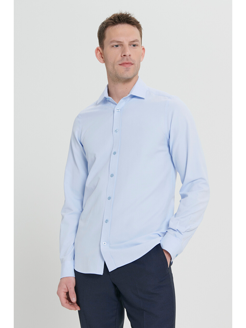 Erkek Açık Mavi Pamuklu Slim Fit Dar Kesim Klasik Yaka Armürlü Gömlek-2