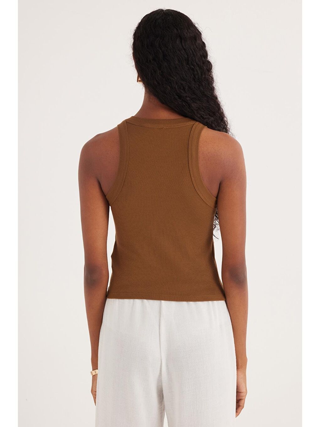Kadın Slim Fit Halter Yaka Modal Kumaş Kahverengi Body Atlet-6