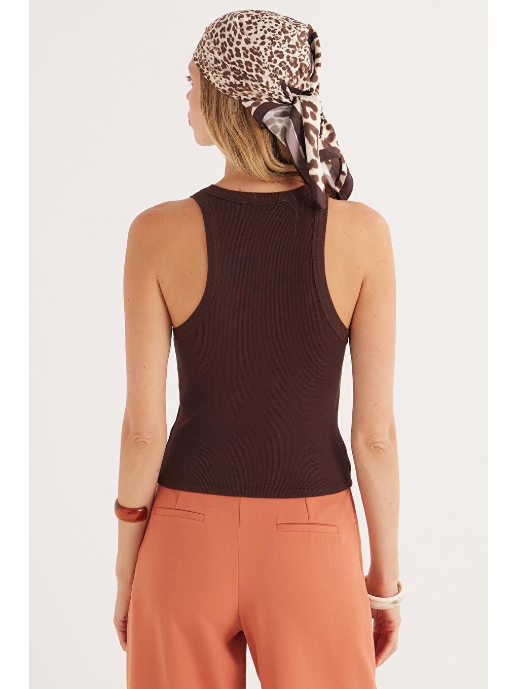 Kadın Slim Fit Halter Yaka Modal Kumaş Kahverengi Body Atlet-6