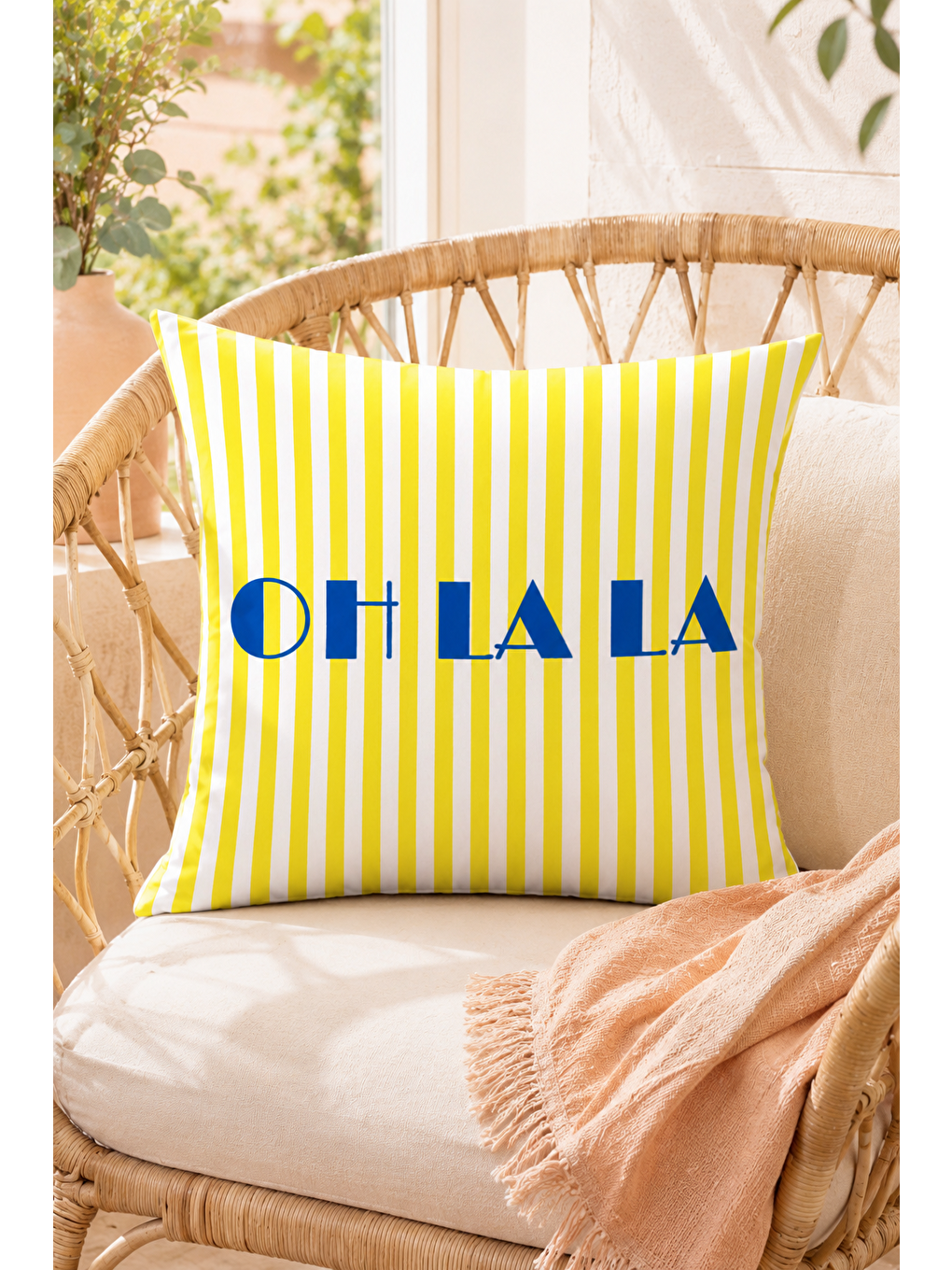 Beyaz Oh La La Sarı Çizgili Yazı Baskılı Dekoratif Kırlent Kılıfı Yazlık Dekor 43x43 Cm-4