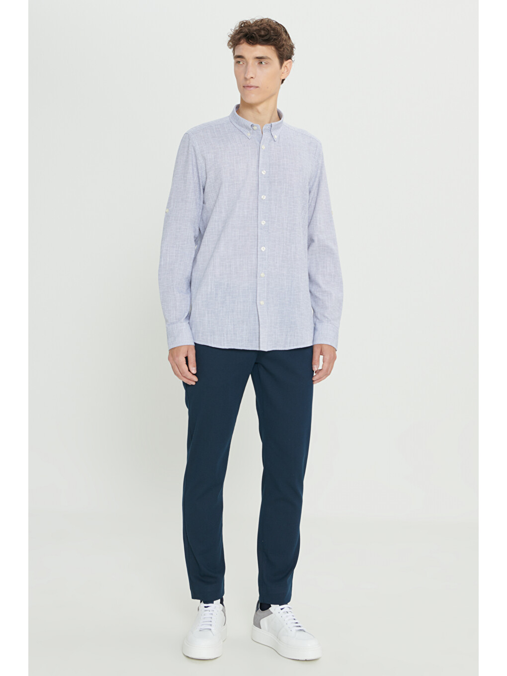 Erkek Lacivert Slim Fit Dar Kesim Düğmeli Yaka %100 Pamuk Armürlü Gömlek-1