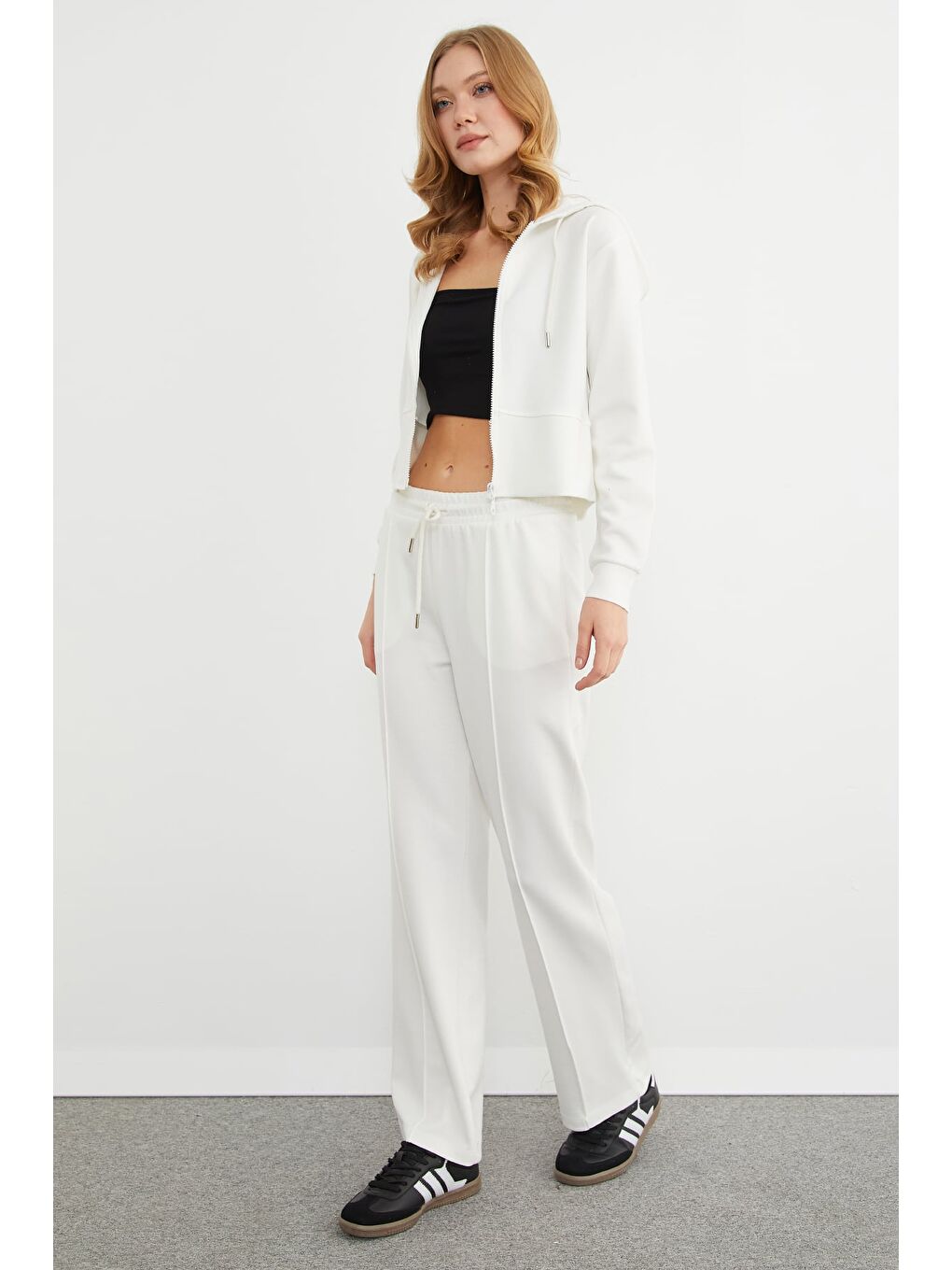 Beyaz Basic Kapüşonlu Çimalı Modal Eşofman Takımı-1