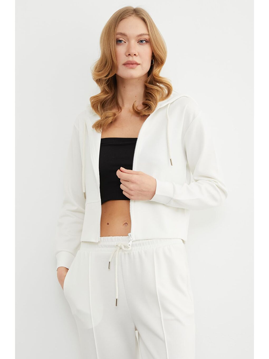 Beyaz Basic Kapüşonlu Çimalı Modal Eşofman Takımı-2