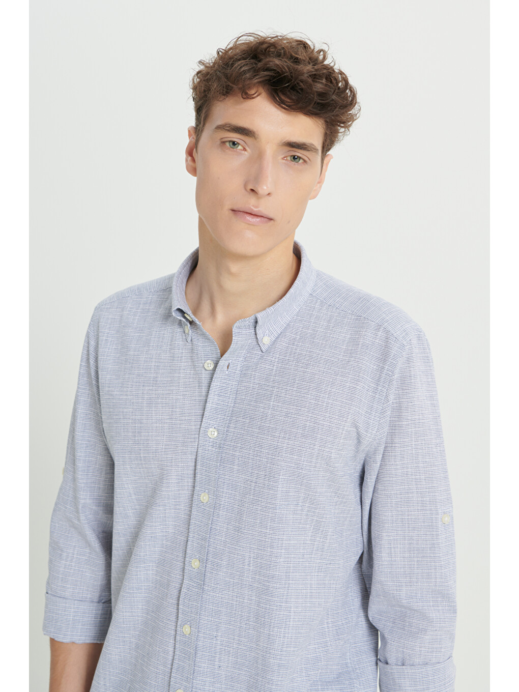 Erkek Lacivert Slim Fit Dar Kesim Düğmeli Yaka %100 Pamuk Armürlü Gömlek-3