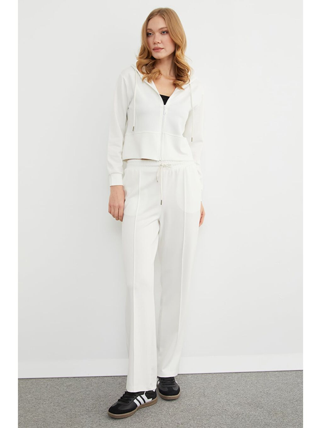 Beyaz Basic Kapüşonlu Çimalı Modal Eşofman Takımı-4