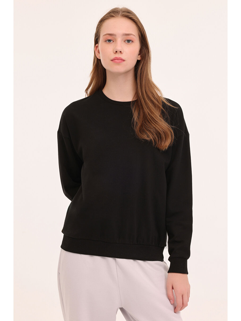 WB C NECK-YD 16SN81 4PR Siyah Kadın Sweatshirt