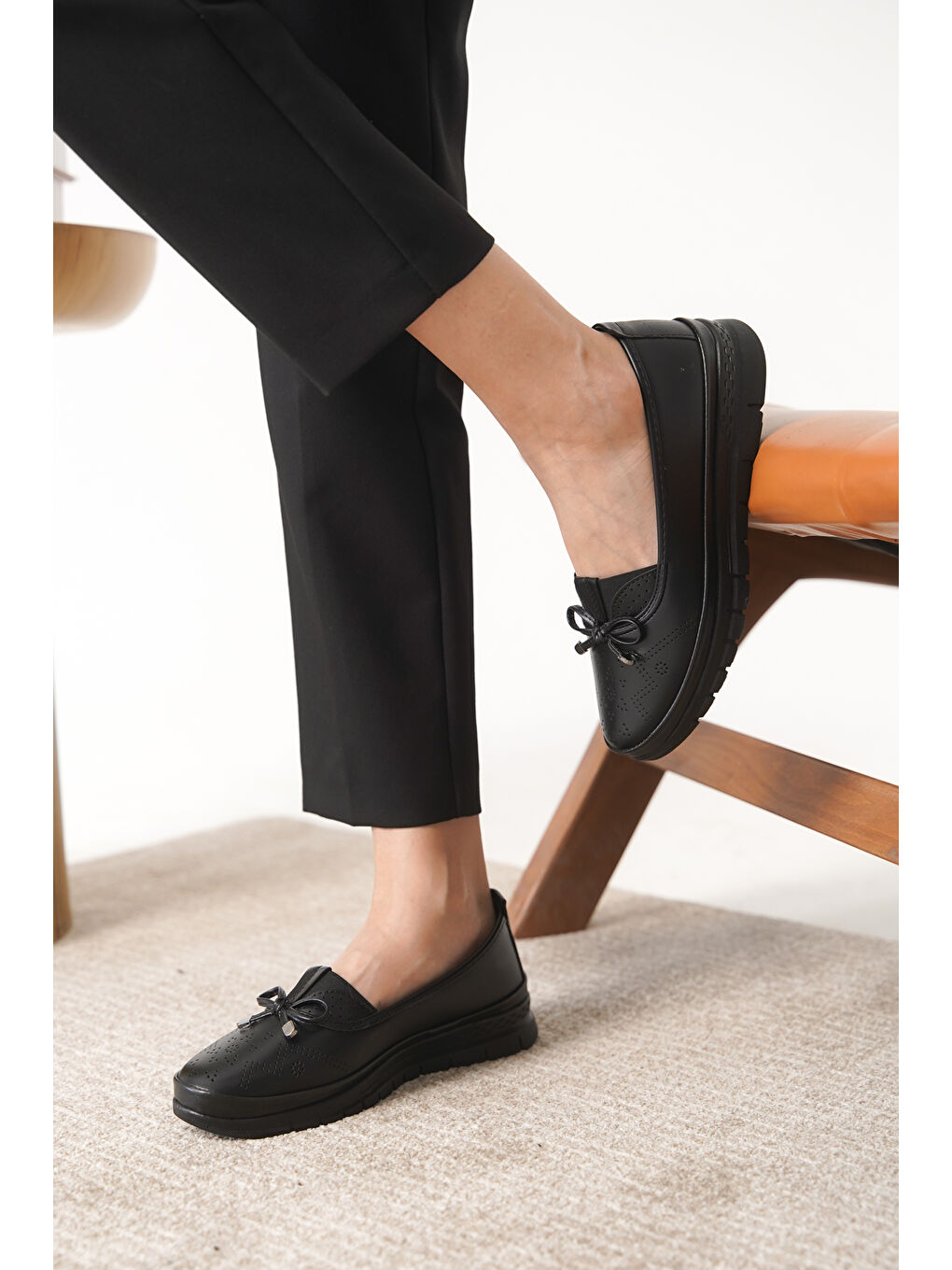 Siyah D0109 Günlük Ortopedik Kadın Babet Ayakkabı