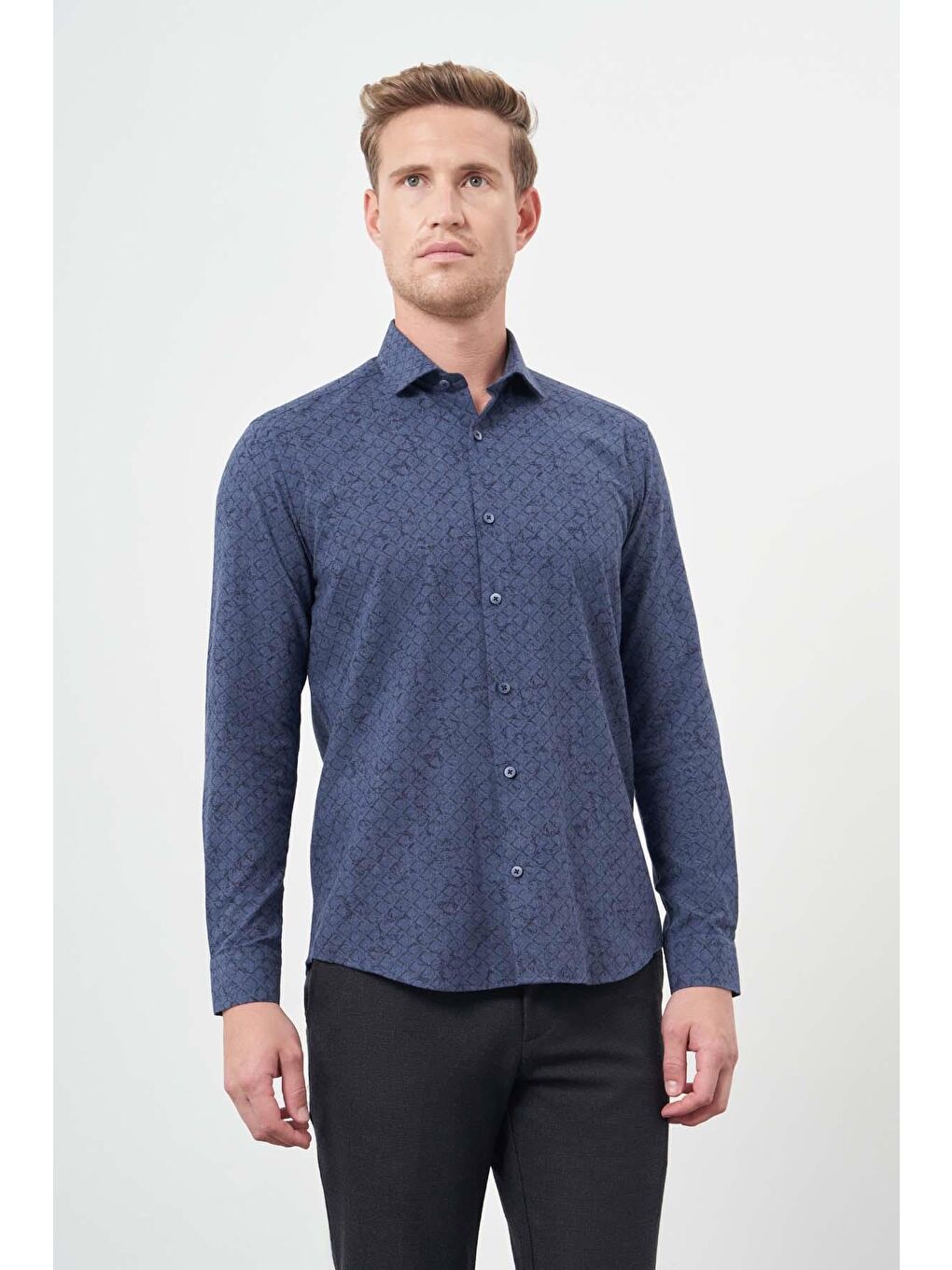 Koyu Lacivert Uzun Kol Yarım İtalyan Yaka Cepsiz Pamuklu Classic Slim Fit Gömlek 1004245222-2