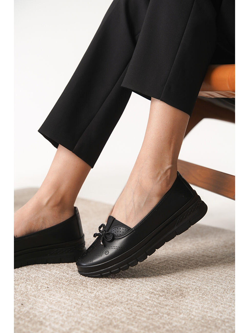 Siyah D0109 Günlük Ortopedik Kadın Babet Ayakkabı-1