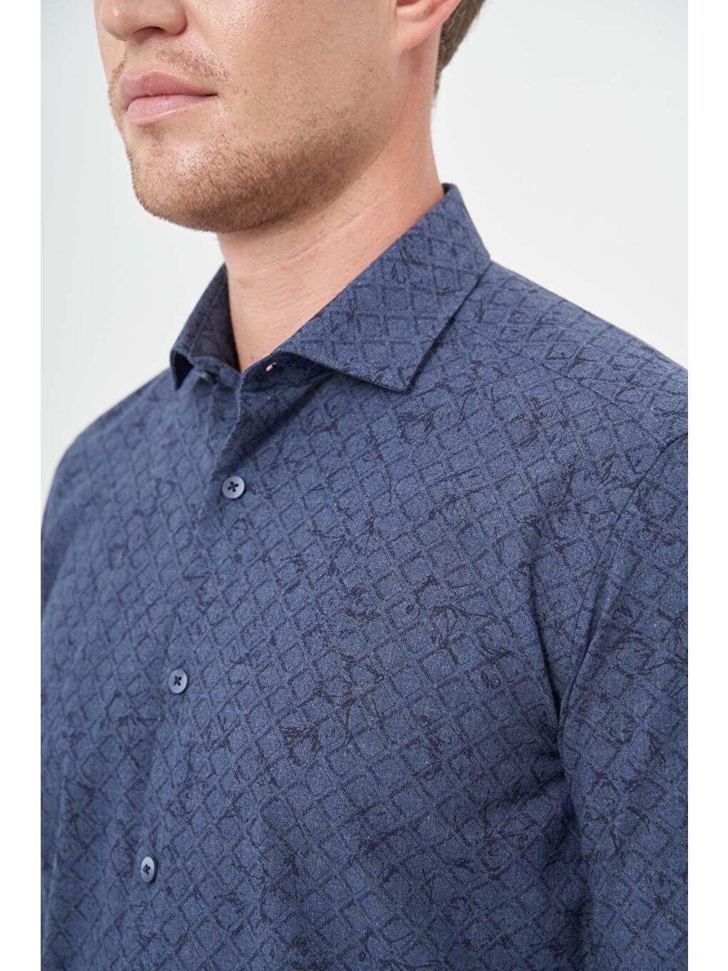 Koyu Lacivert Uzun Kol Yarım İtalyan Yaka Cepsiz Pamuklu Classic Slim Fit Gömlek 1004245222-3