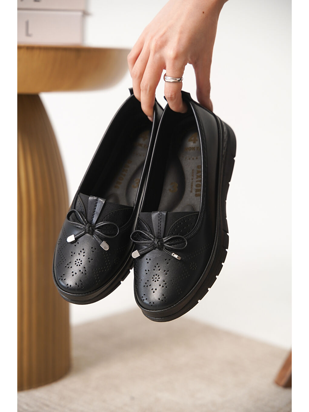 Siyah D0109 Günlük Ortopedik Kadın Babet Ayakkabı-2