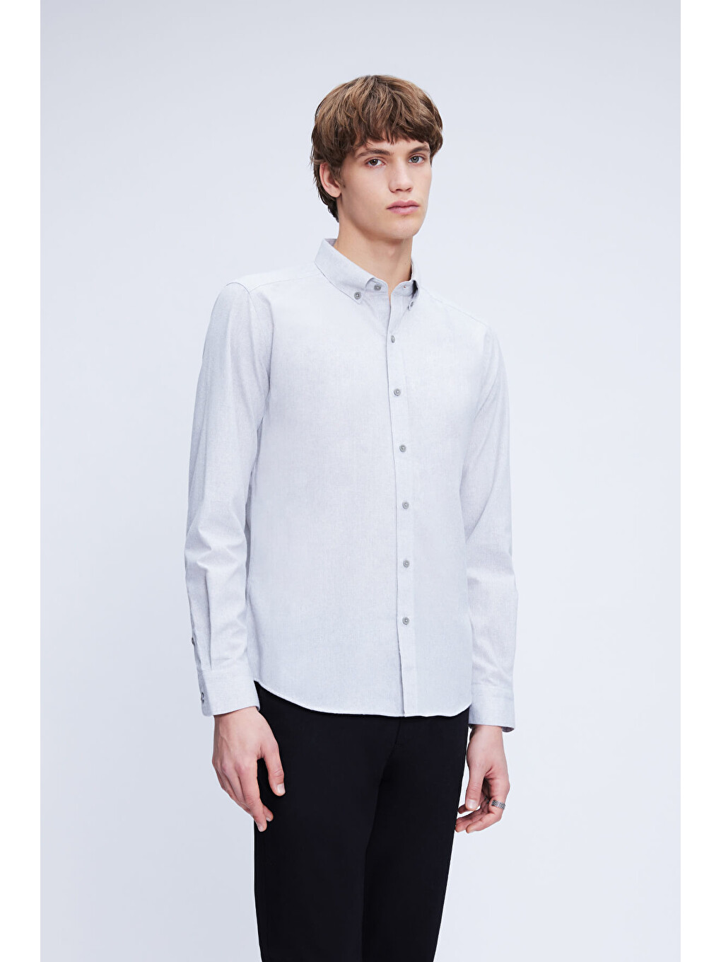 Gri Slim Fit Düğmeli Yaka Pamuklu Uzun Kollu Gömlek