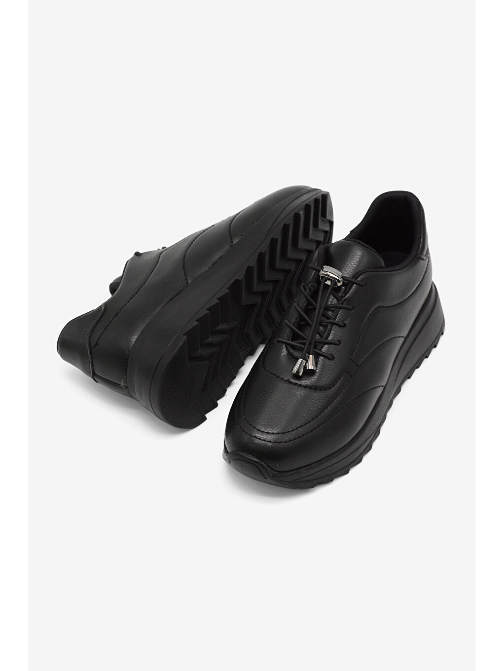 Kadın Siyah Rahat Kalıp Bağcıklı Kadın Ayakkabı-2