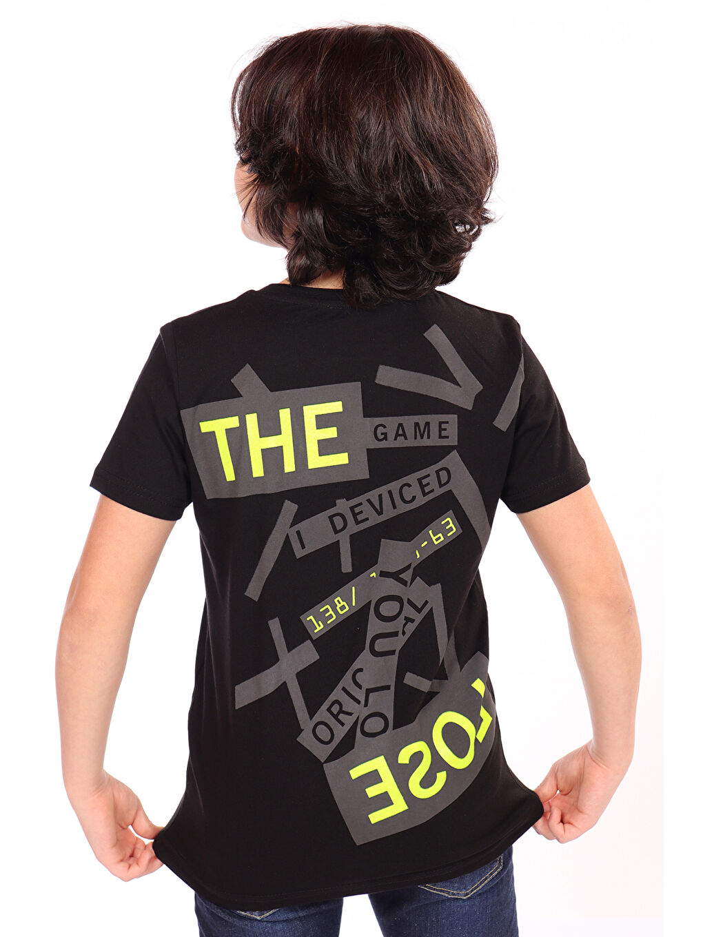 Siyah Erkek Çocuk Göğsü Arma Detaylı Tişört-2