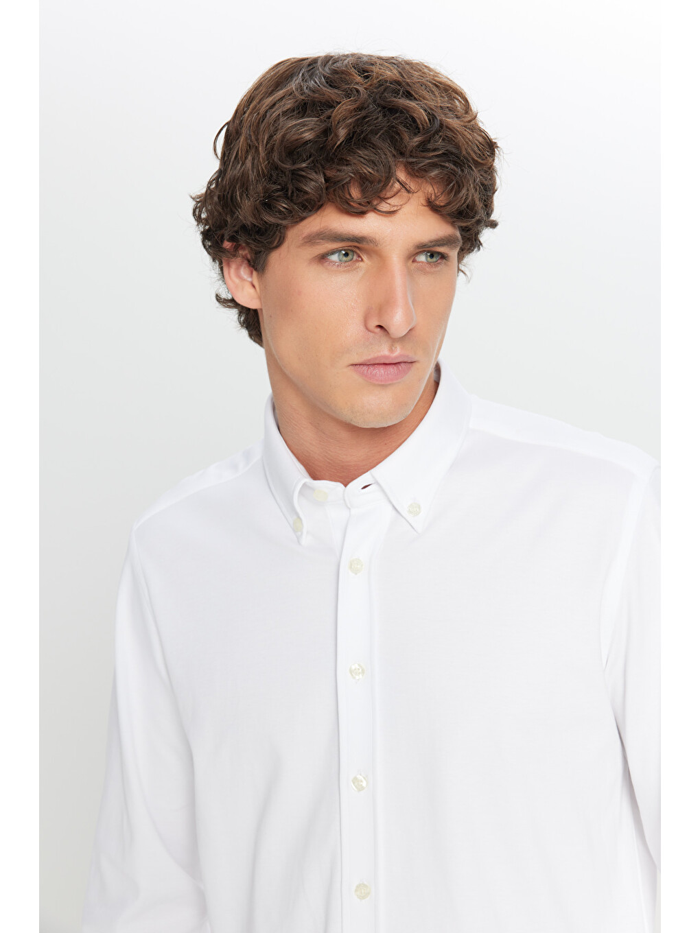 Erkek Beyaz %100 Pamuk Slim Fit Dar Kesim Düğmeli Yaka Örme Gömlek-3