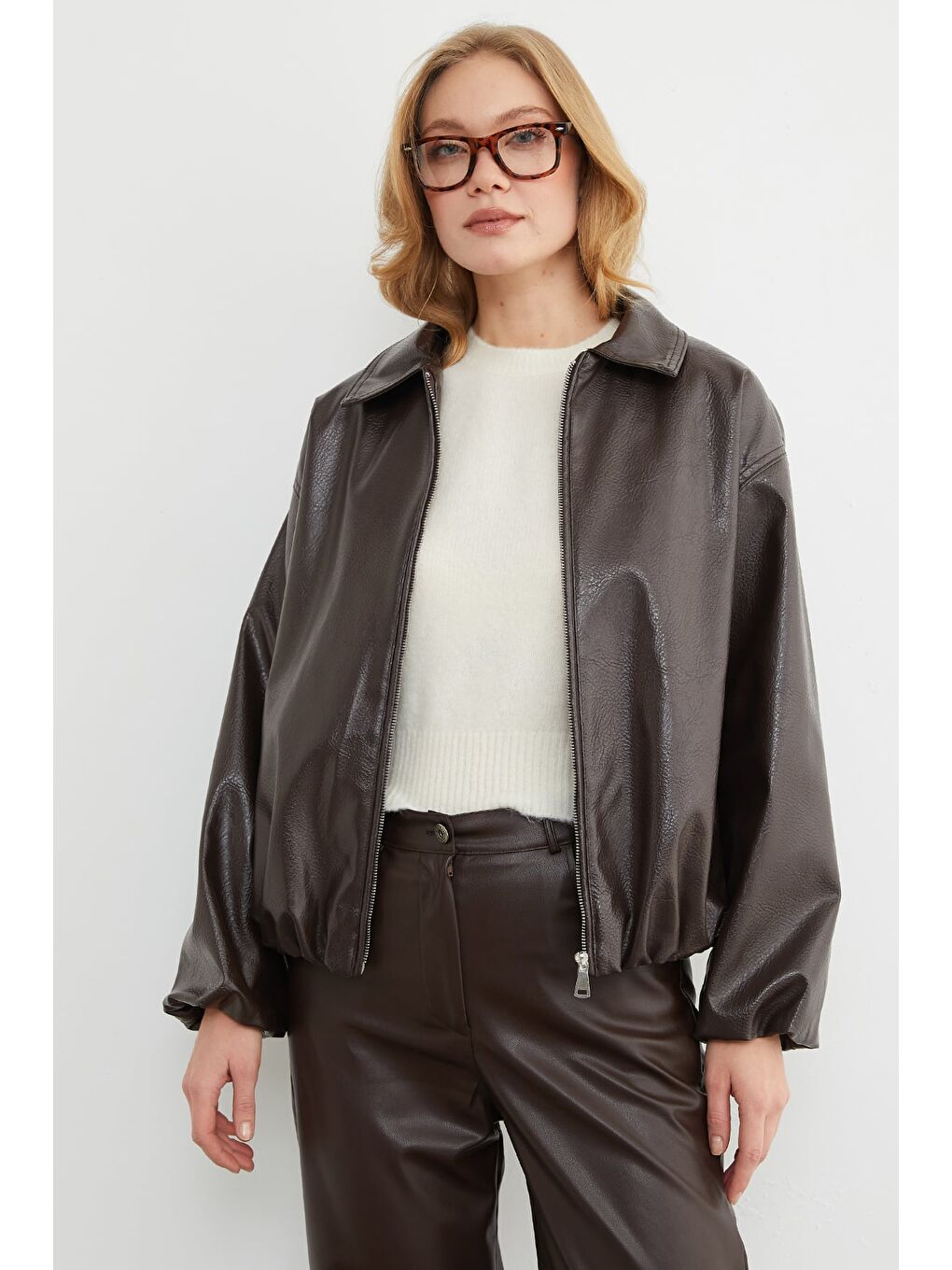 Kahverengi Fermuarlı Cepli Polo Yaka Bomber Suni Deri Ceket-1