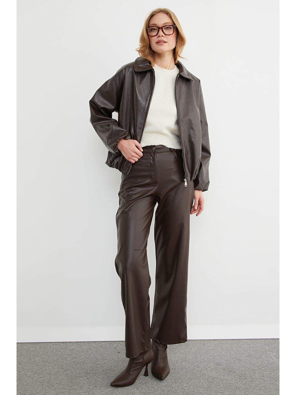 Kahverengi Fermuarlı Cepli Polo Yaka Bomber Suni Deri Ceket-2