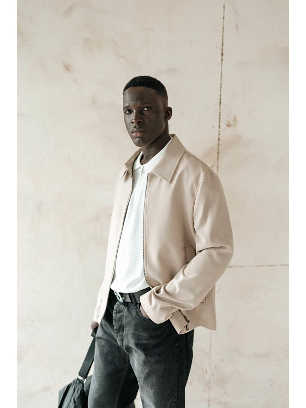 Erkek Relaxed Fit Fermuarlı İnce Yağlı Görünümlü Ceket Bej-3