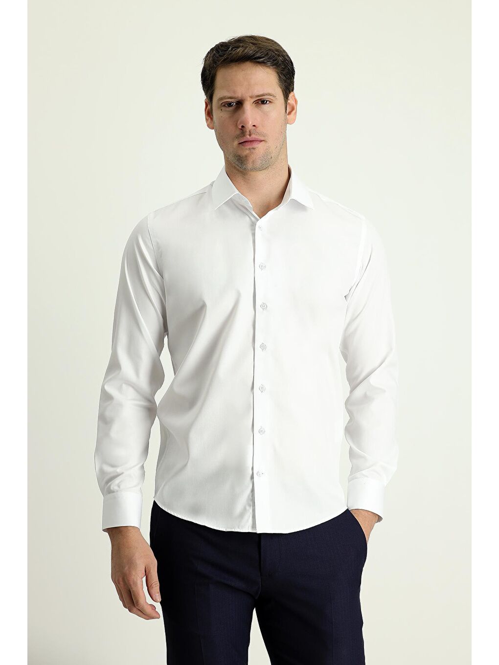 Beyaz Uzun Kol Slim Fit Dar Kesim Klasik Pamuk %100 Pamuk Gömlek
