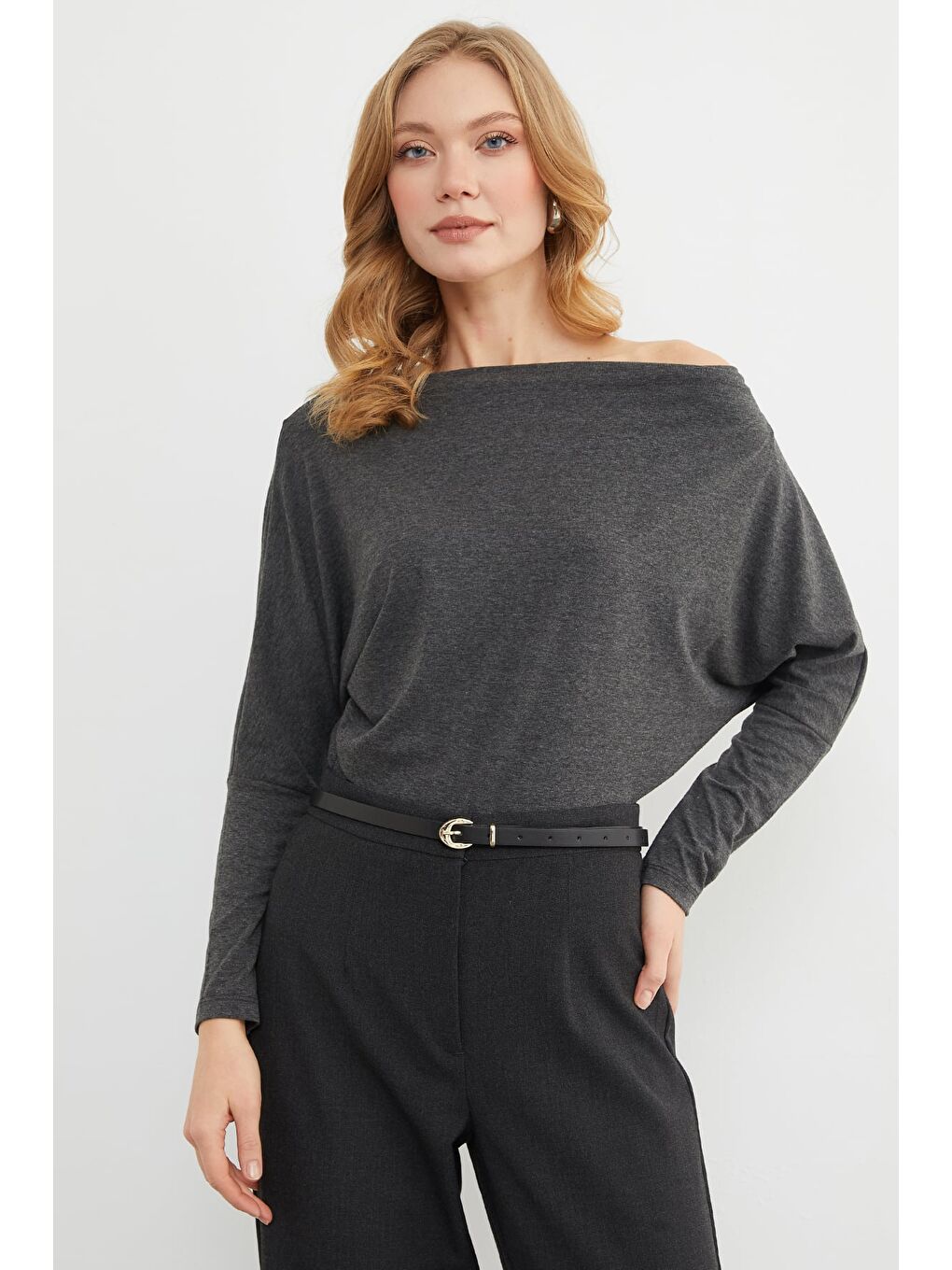 Antrasit Basic Kayık Yaka Yarasa Kol Bluz