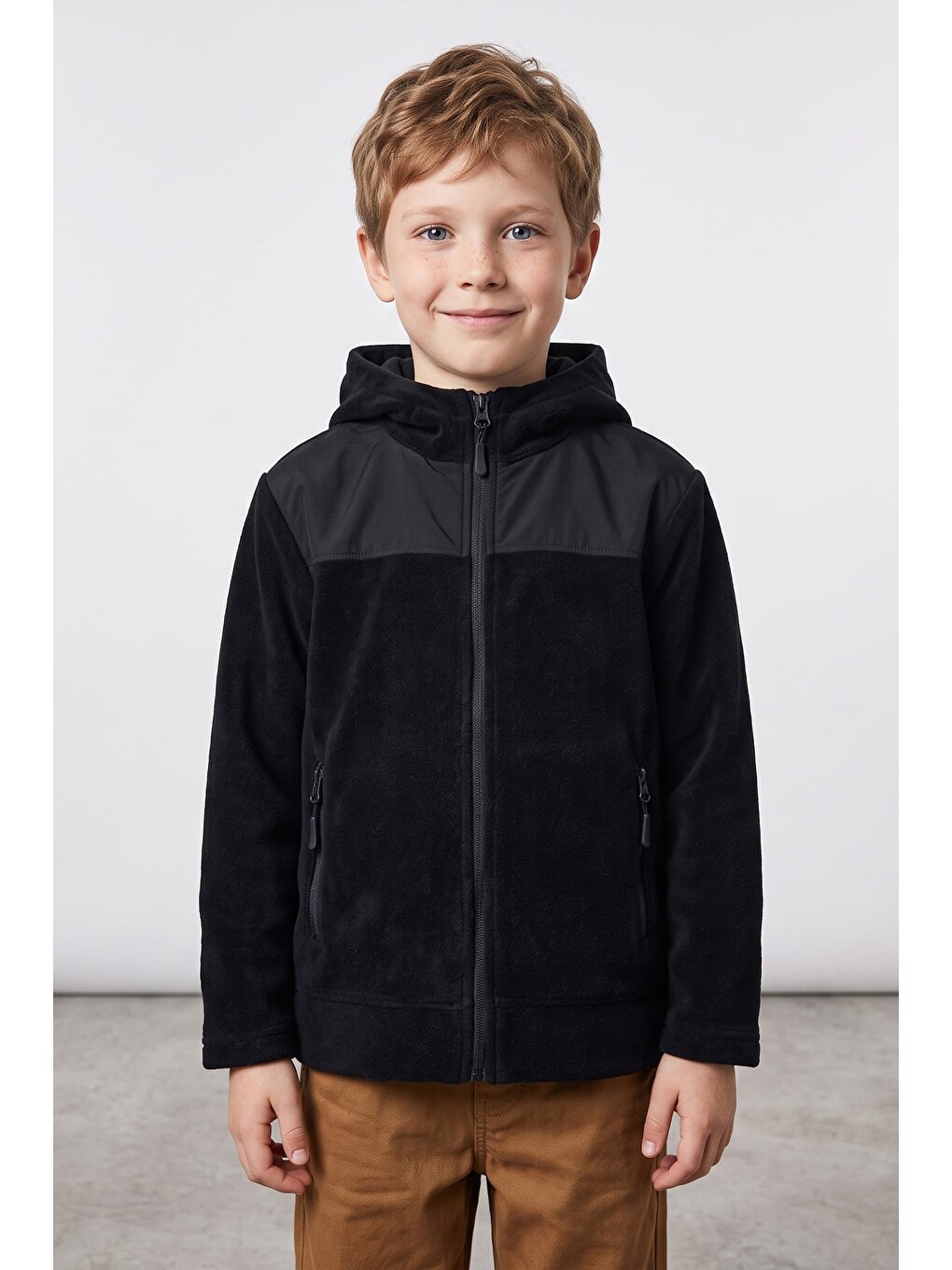 Siyah Paraşüt Kumaş Detaylı Kapüşonlu Polar Erkek Çocuk Sweatshirt-1
