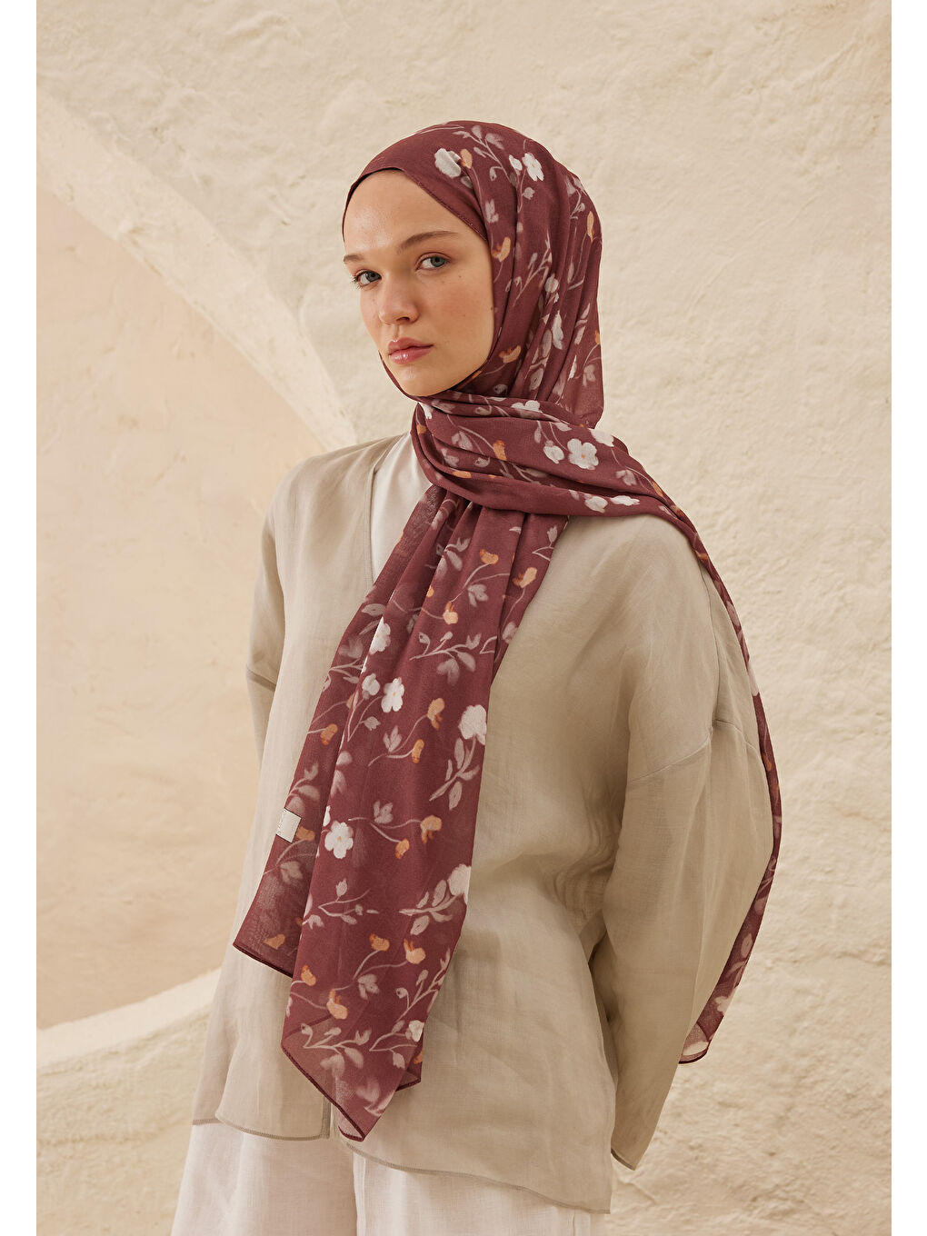 Kahverengi Soft Flowers  Desen Rami Şal Ağaç Kabuğu