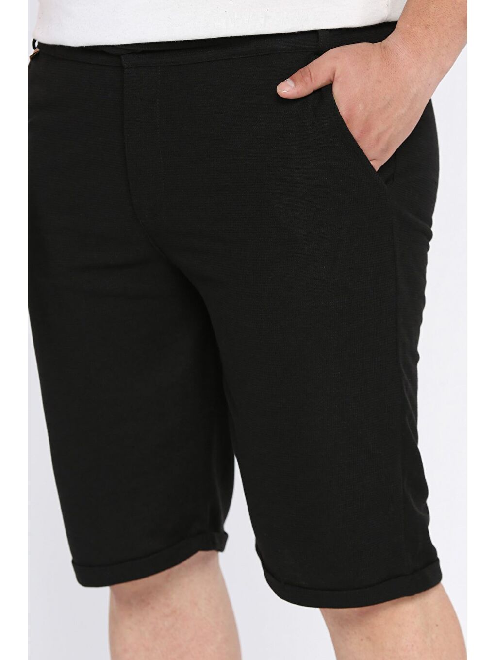 Siyah Erkek Bel Lastikli Ve Bağlamalı Duble Paça Şort-3
