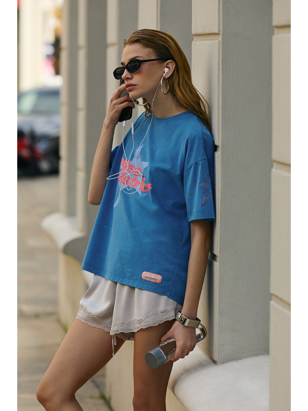 Marılenne Kadın Yumuşak Kumaşlı %100 Pamuk Baskı Detaylı Mavi T-shirt-3