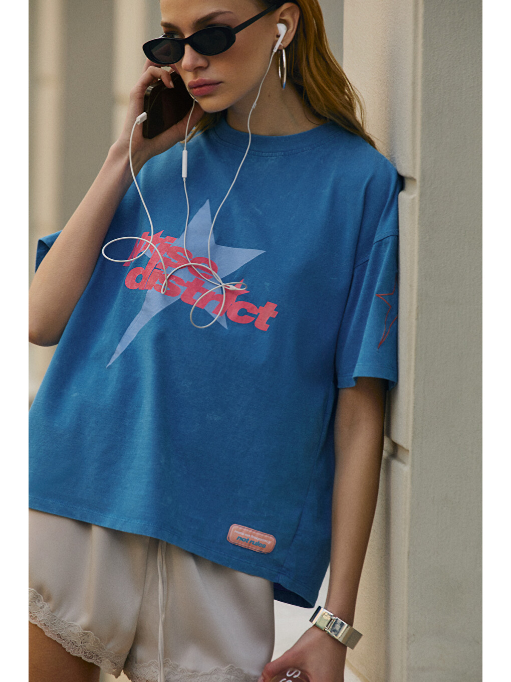 Marılenne Kadın Yumuşak Kumaşlı %100 Pamuk Baskı Detaylı Mavi T-shirt-4