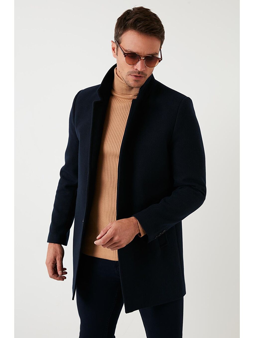 Lacivert Tek Yırtmaçlı Düğmeli Dik Yaka Kaşe Kaban 5840110-1