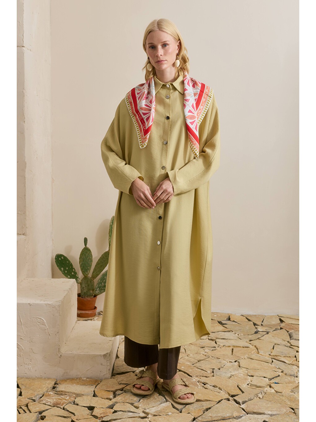 Kahverengi Midi Abaya Bal Köpüğü-2