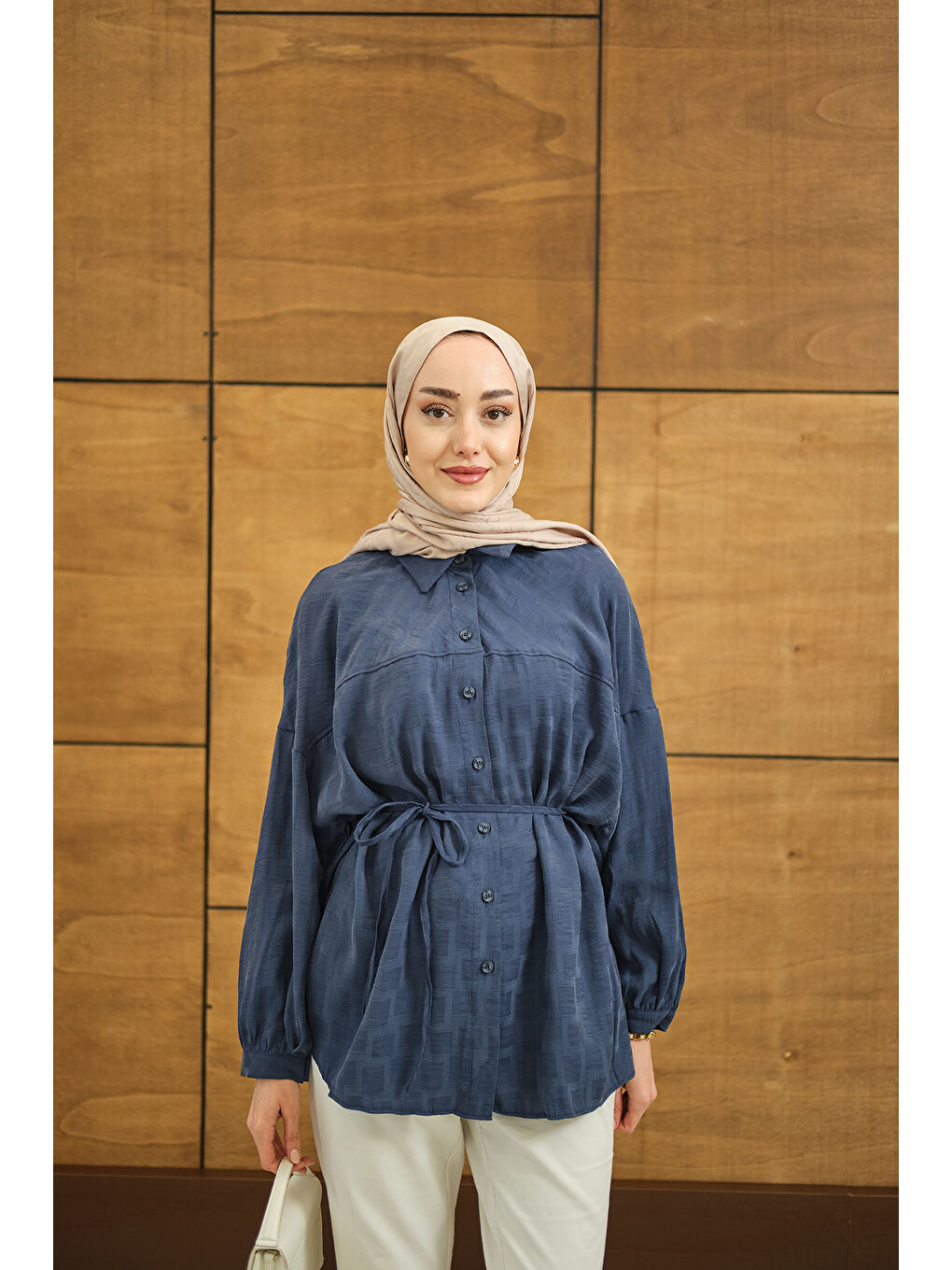 Kadın Geometrik Kare Desen Jakar Gömlek Mavi-2