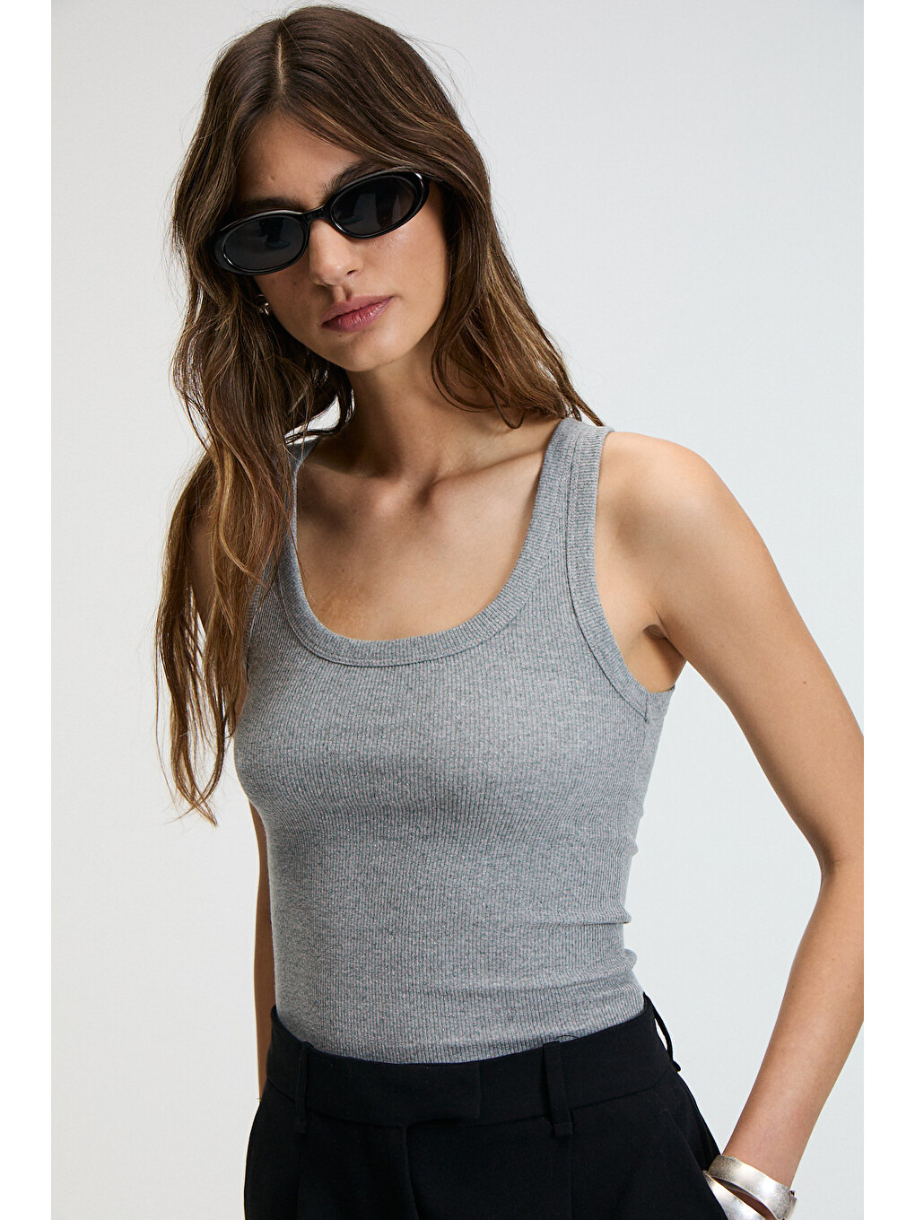 Lıllesol Kadın Fitilli Görünümlü Slim Fit Vücuda Oturan Havuz Yakalı Pamuklu Basic Antrasit Atlet-1