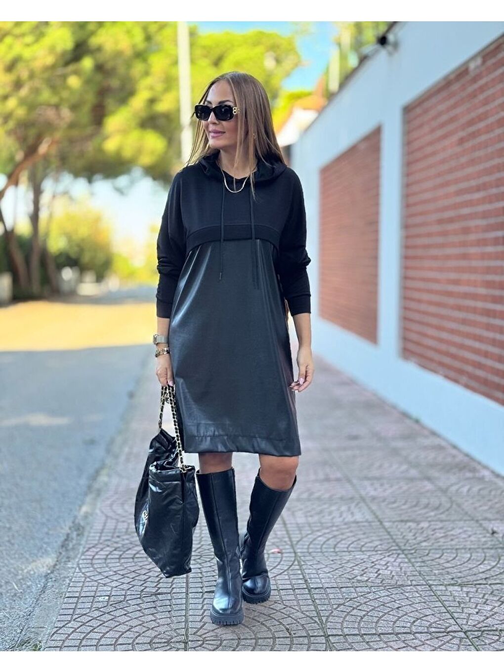 Siyah Kadın Uzun Kollu Kapüşon Ve Deri Detay Diz üstü Elbise-2