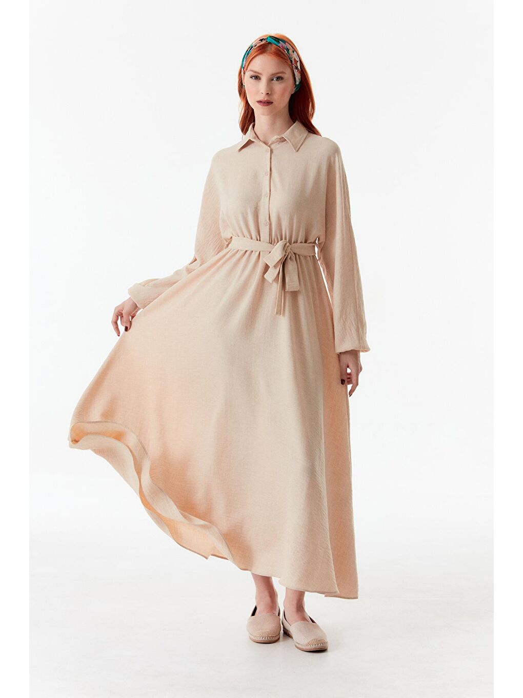 Bej Kuşaklı Gömlek Yaka Elbise-3