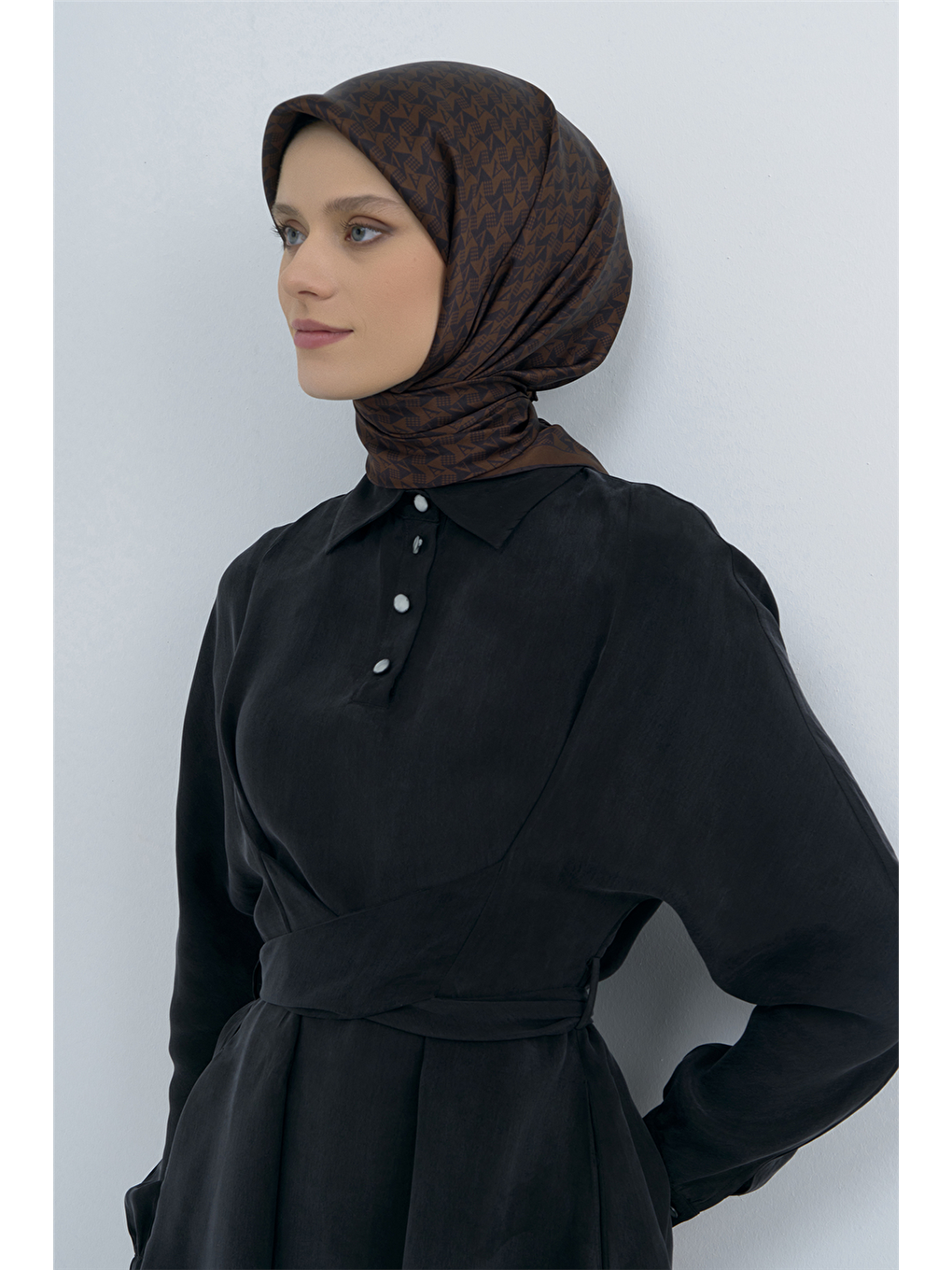 Kahverengi Saf İpek Sura Eşarp 9556D 88