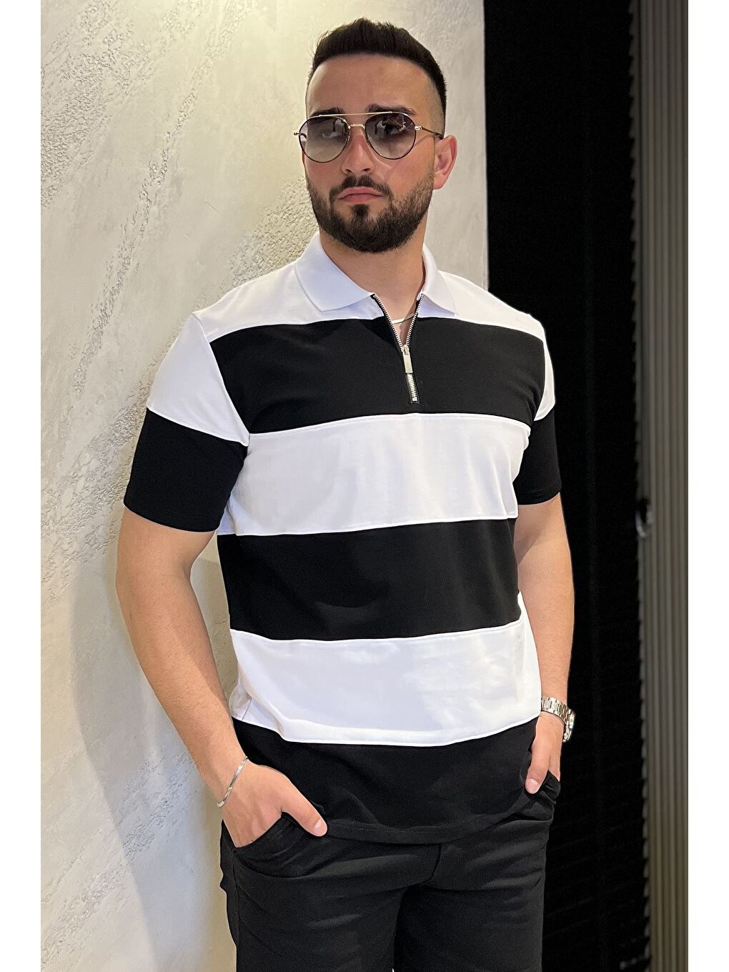 Beyaz Polo Yaka Yarım Fermuarlı Erkek Tişört