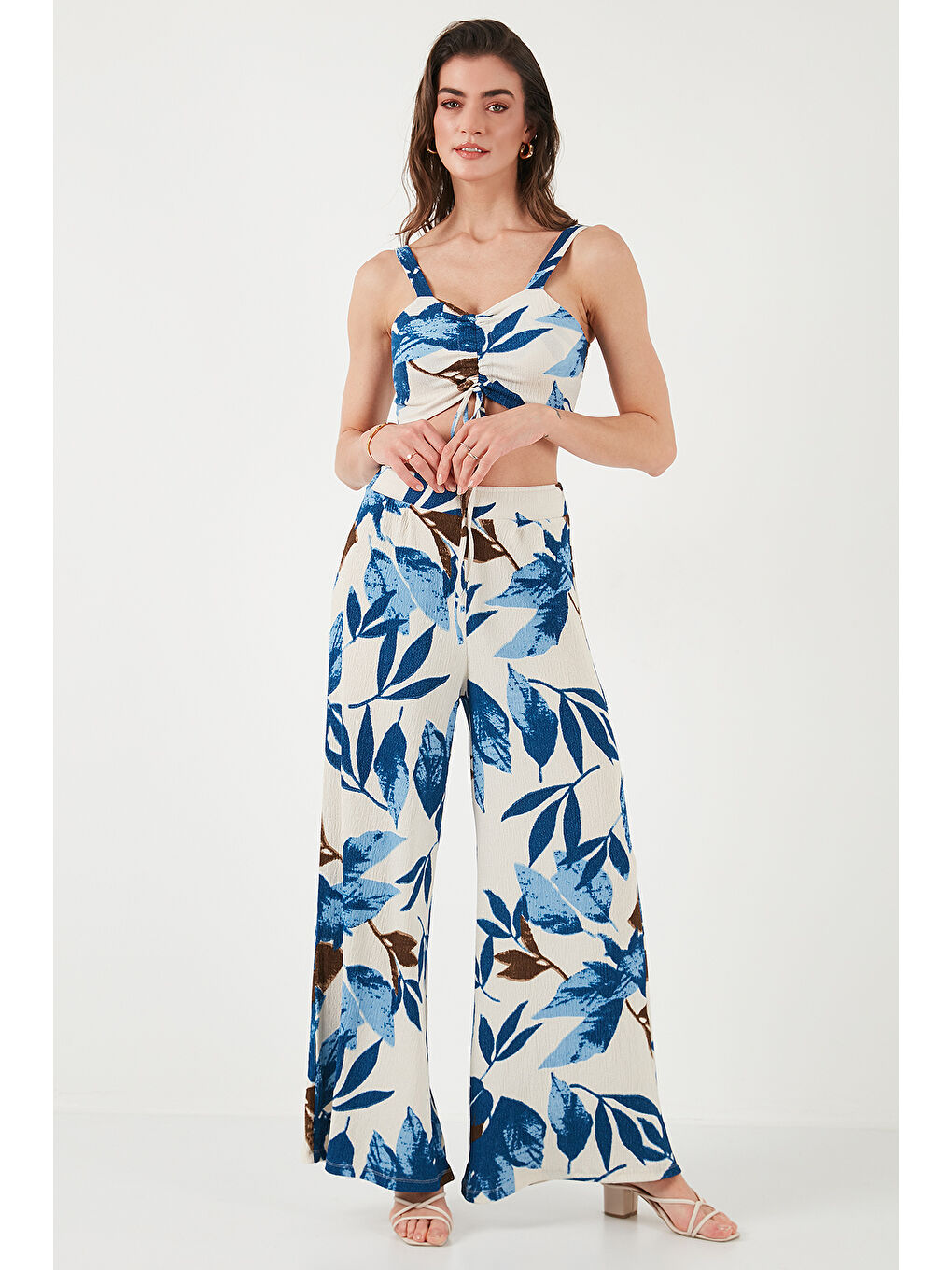 Mavi Slim Fit Yüksek Bel Bol Paça Crop Üst Desenli Takım 5866120-5