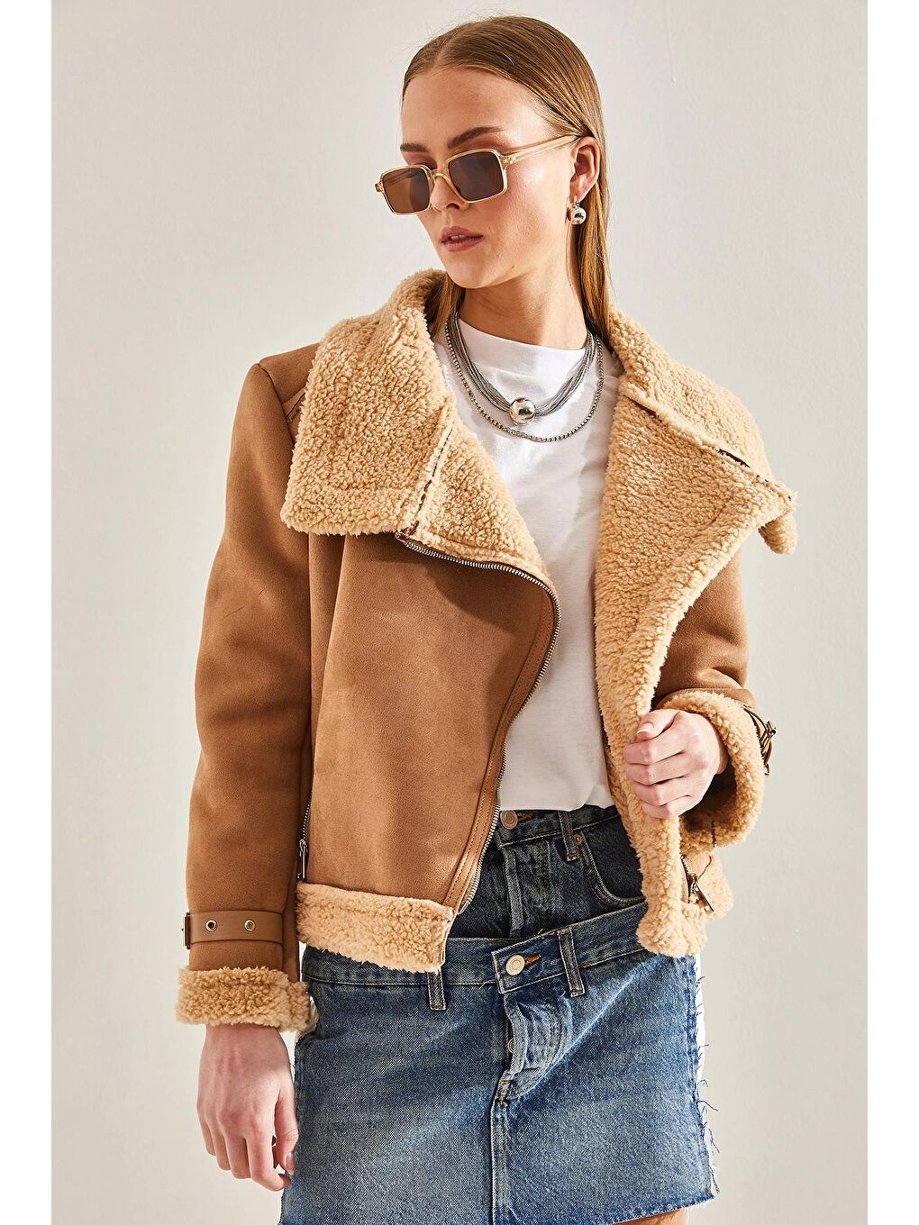 Bej Kadın Üç Kemerli Süet Lamine Biker Mont 2344 60101007-1