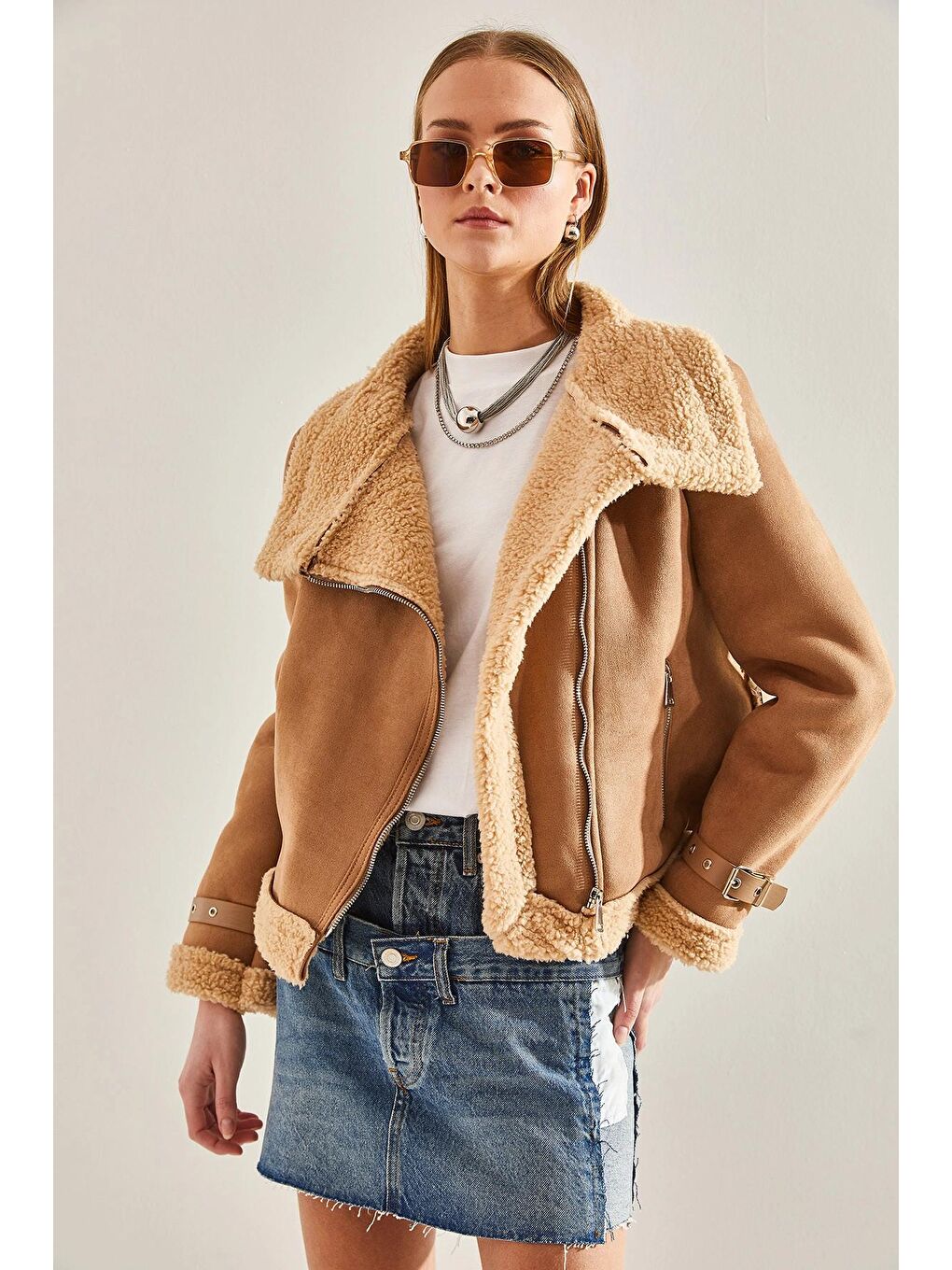 Bej Kadın Üç Kemerli Süet Lamine Biker Mont 2344 60101007-2