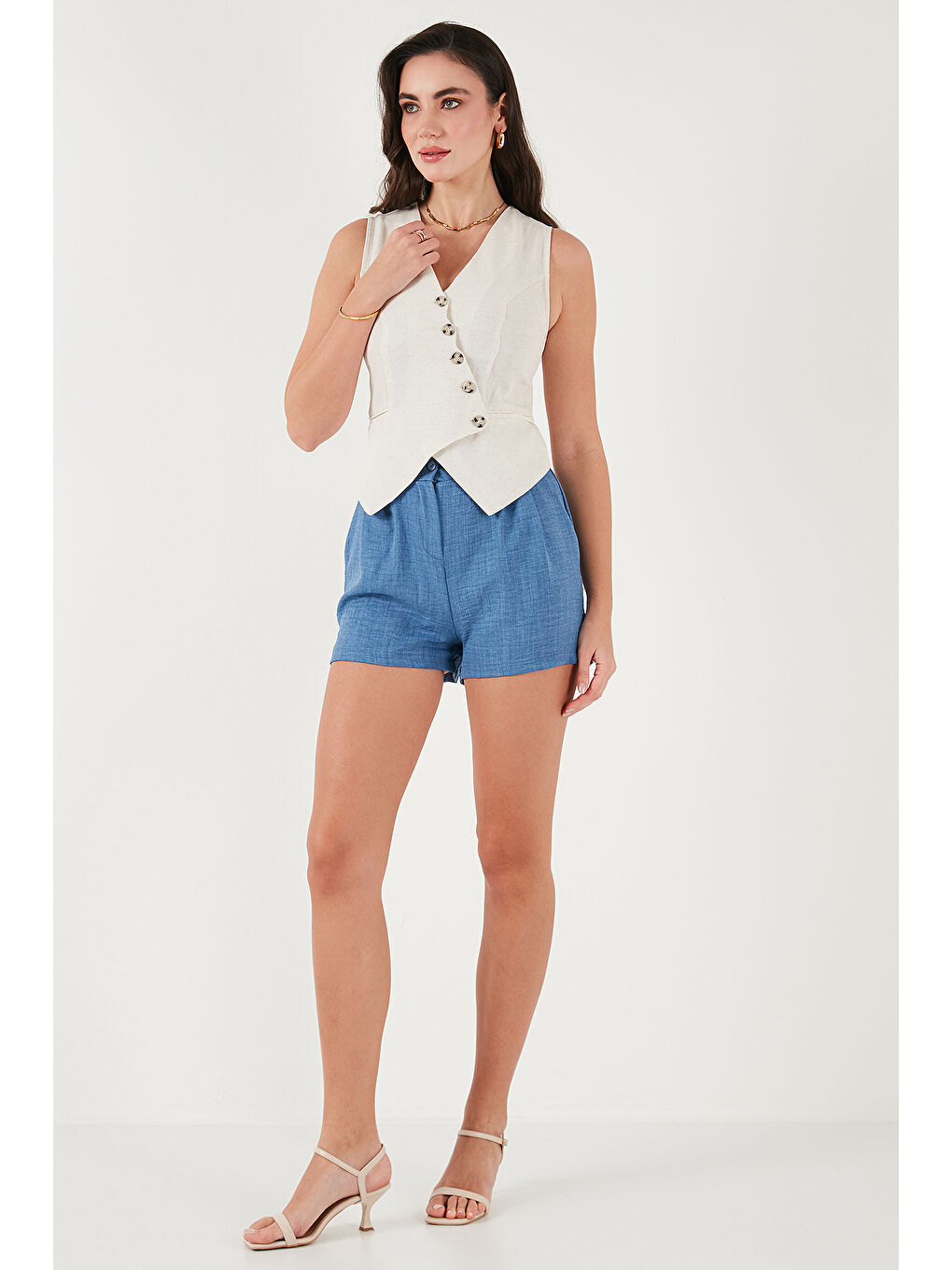 İndigo Kırçıllı Regular Fit Cepli Kısa Şort 5866201-1