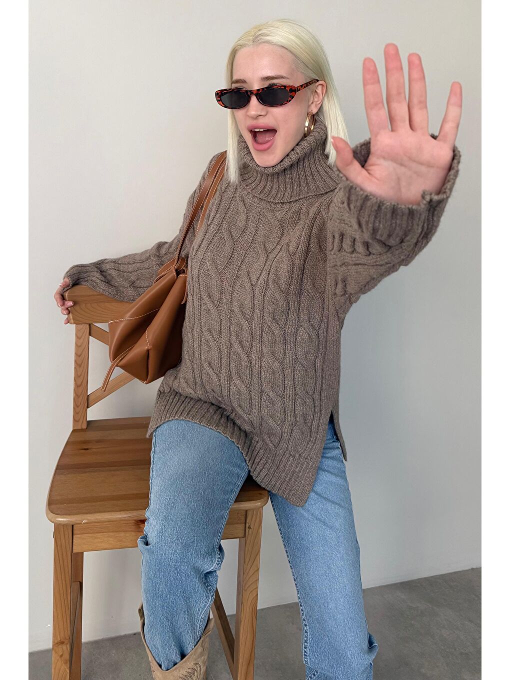 Bej Vizon Boğazlı Triko Kazak Mg2376-3