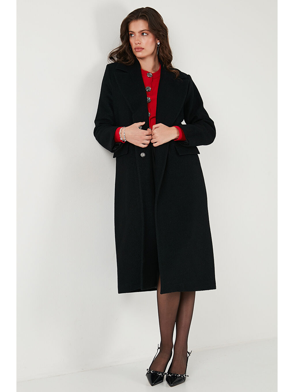 Siyah Yün Karışımlı Oversize Kruvaze Yaka Yırtmaçlı Uzun Kadın Kaşe Kaban 6810235-5