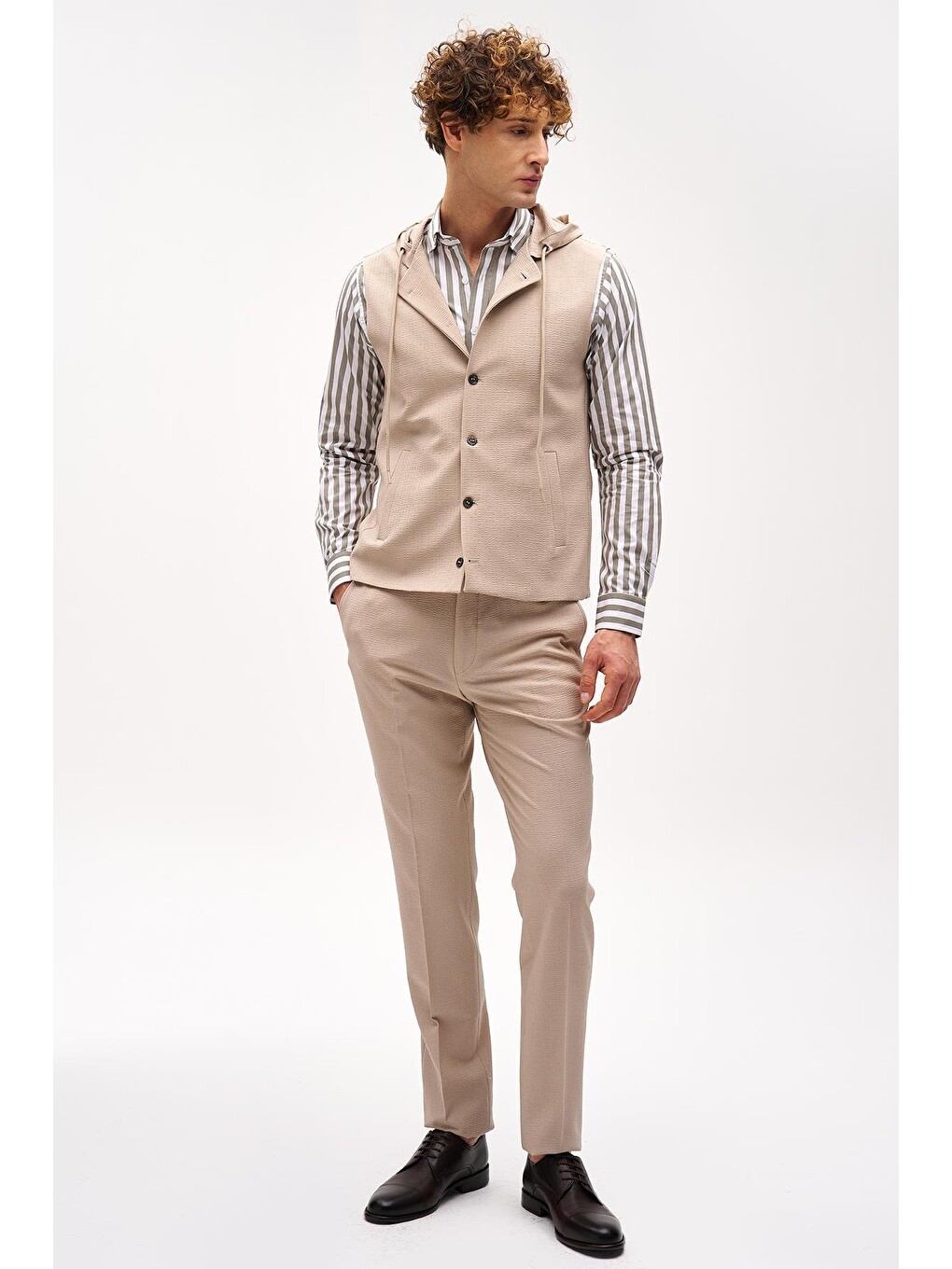 Erkek Bej Slim Fit / Dar Kalıp Mono Yaka Kombinli Takım Elbise-4