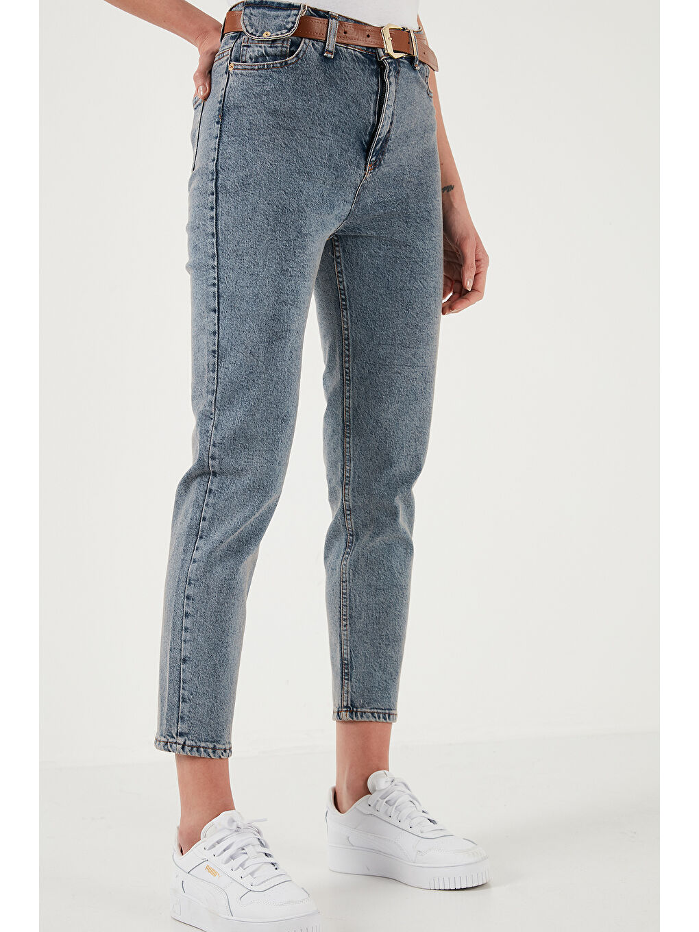 Lela Mavi Pamuklu Standart Fit Yüksek Bel Dar Paça Kemerli Jean Pantolon 668Yp4475 - 3
