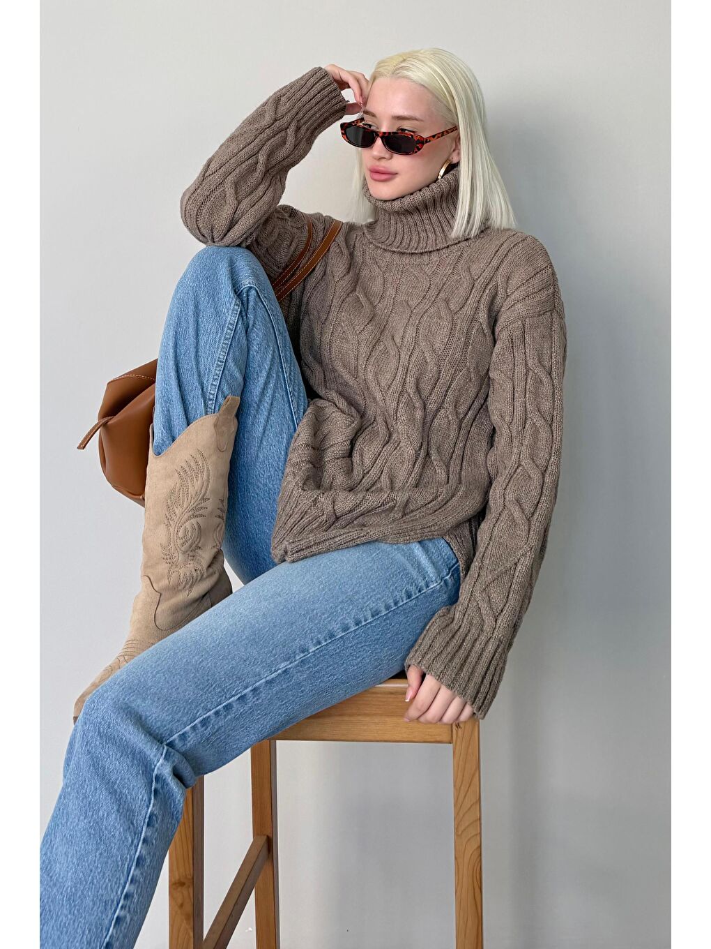 Bej Vizon Boğazlı Triko Kazak Mg2376-5